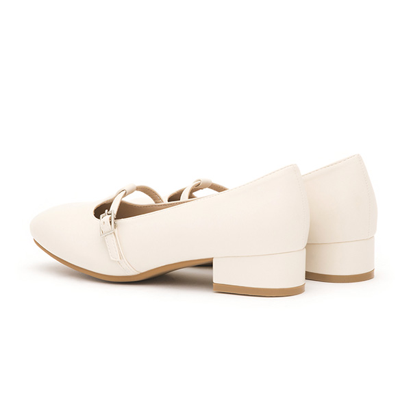 Round-Toe T-Strap Mary Jane Shoes Vanilla