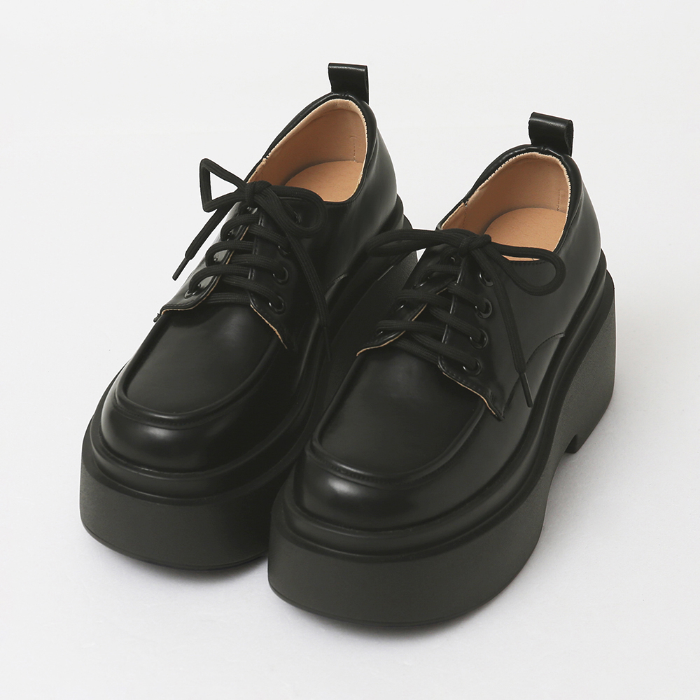 Chunky Sole Lace-up Derby Shoes Black