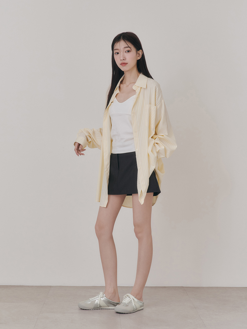 輕鬆日常後空休閒德訓鞋 銀