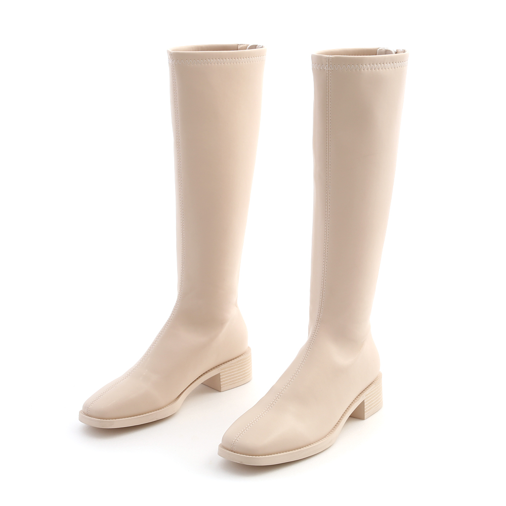 好感專屬．中車線設計方頭低跟長靴 香草米白