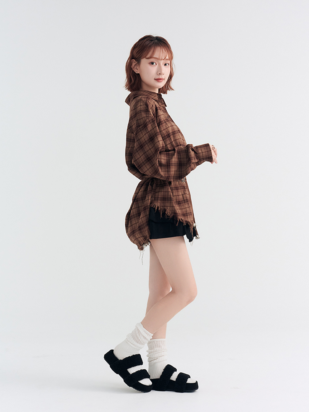 QQ小捲毛一字雙帶厚底拖鞋 黑色