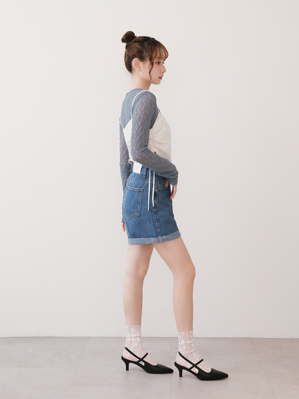 一穿愛上尖頭低跟後空跟鞋 黑