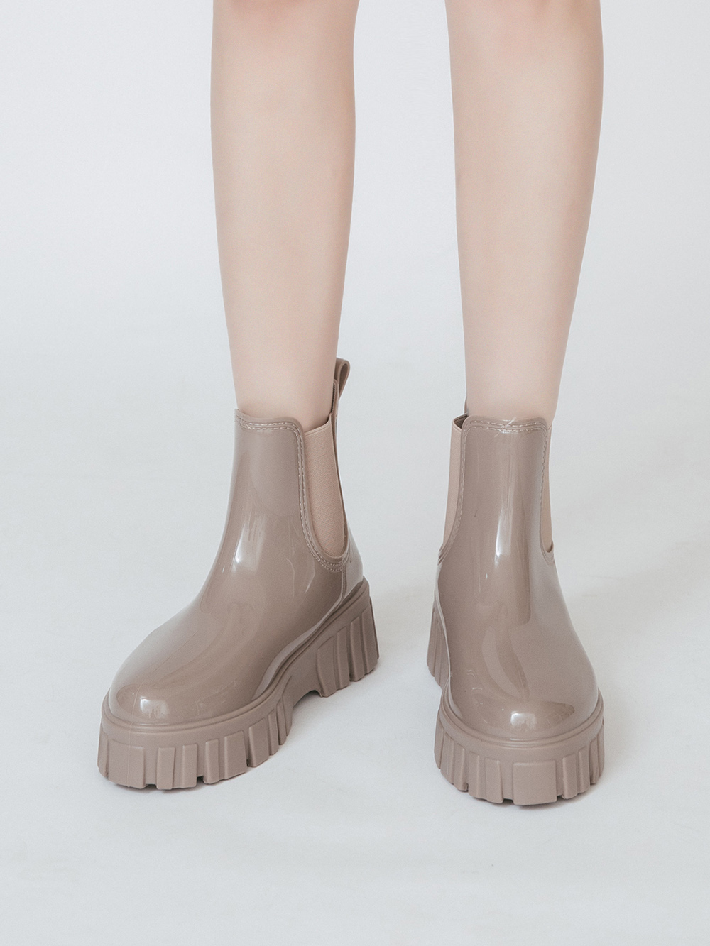 雨天百搭.鋸齒底短筒切爾西雨靴 奶茶杏