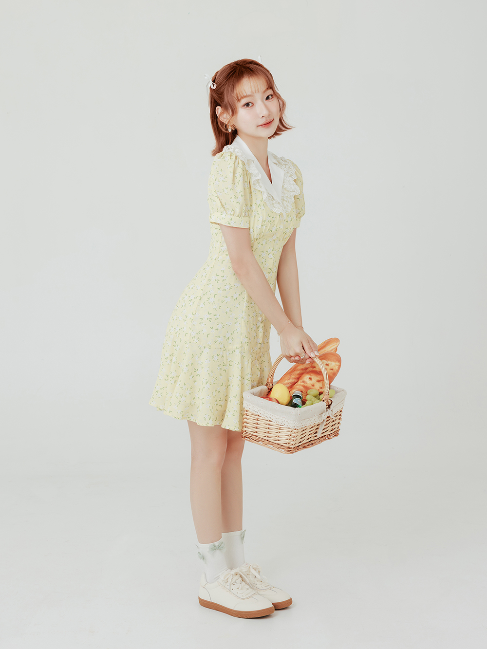 【Disney】愛麗絲蕾絲花邊真皮德訓鞋 香草米