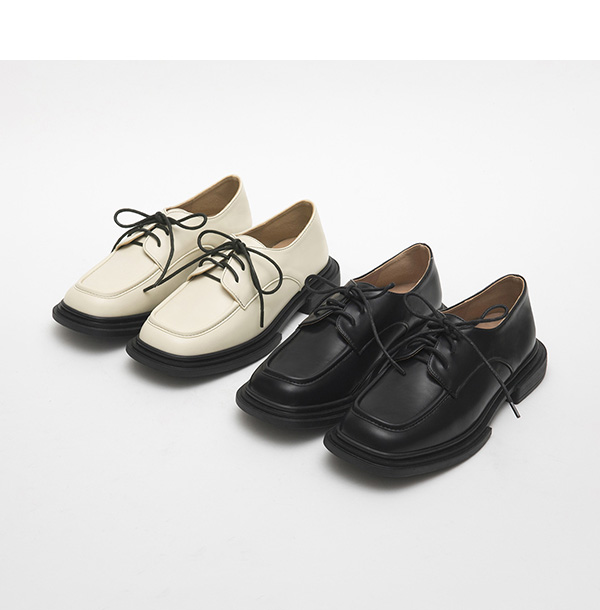 Square Toe Lace-up Low-Heel Derby Shoes Beige