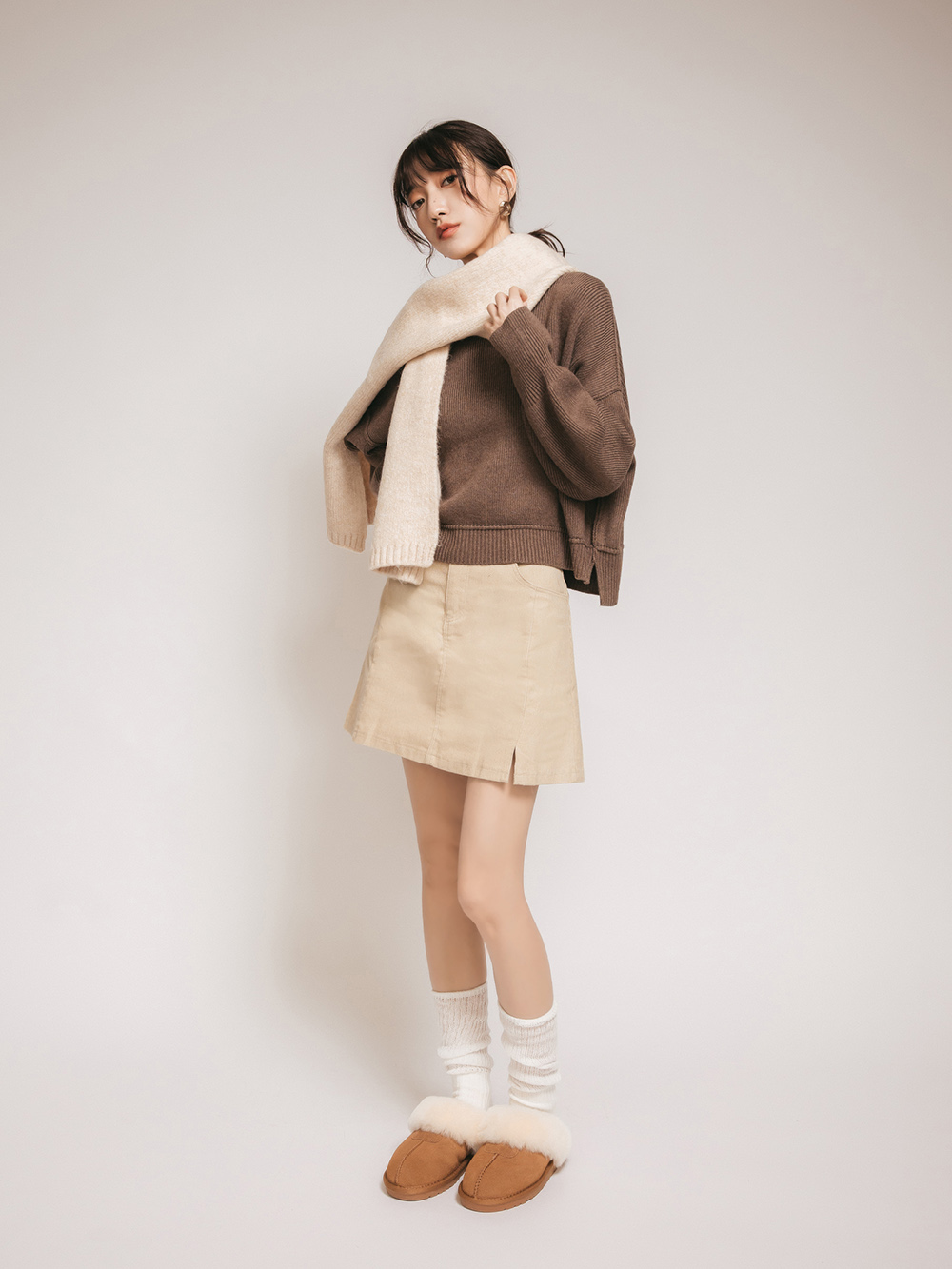 俏皮雪寶．真皮羊毛雪靴拖鞋 駝色