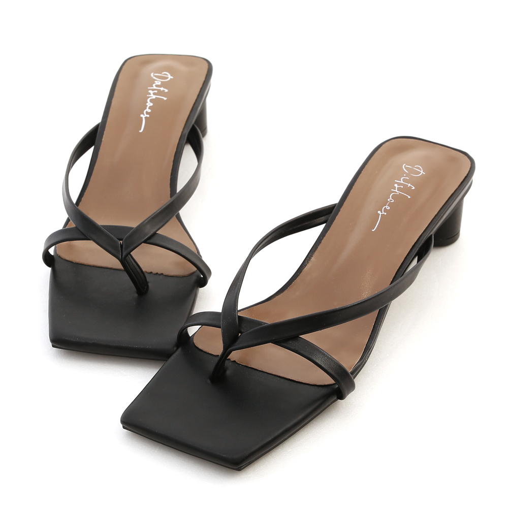 Square Toe Strappy Slip-On Sandals Black