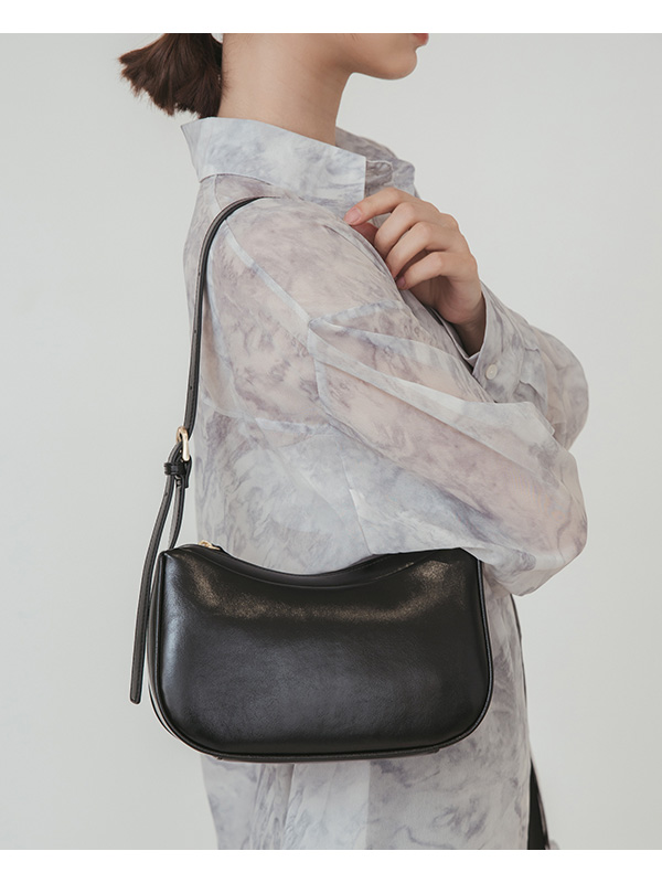 Minimalist Underarm Bag Black