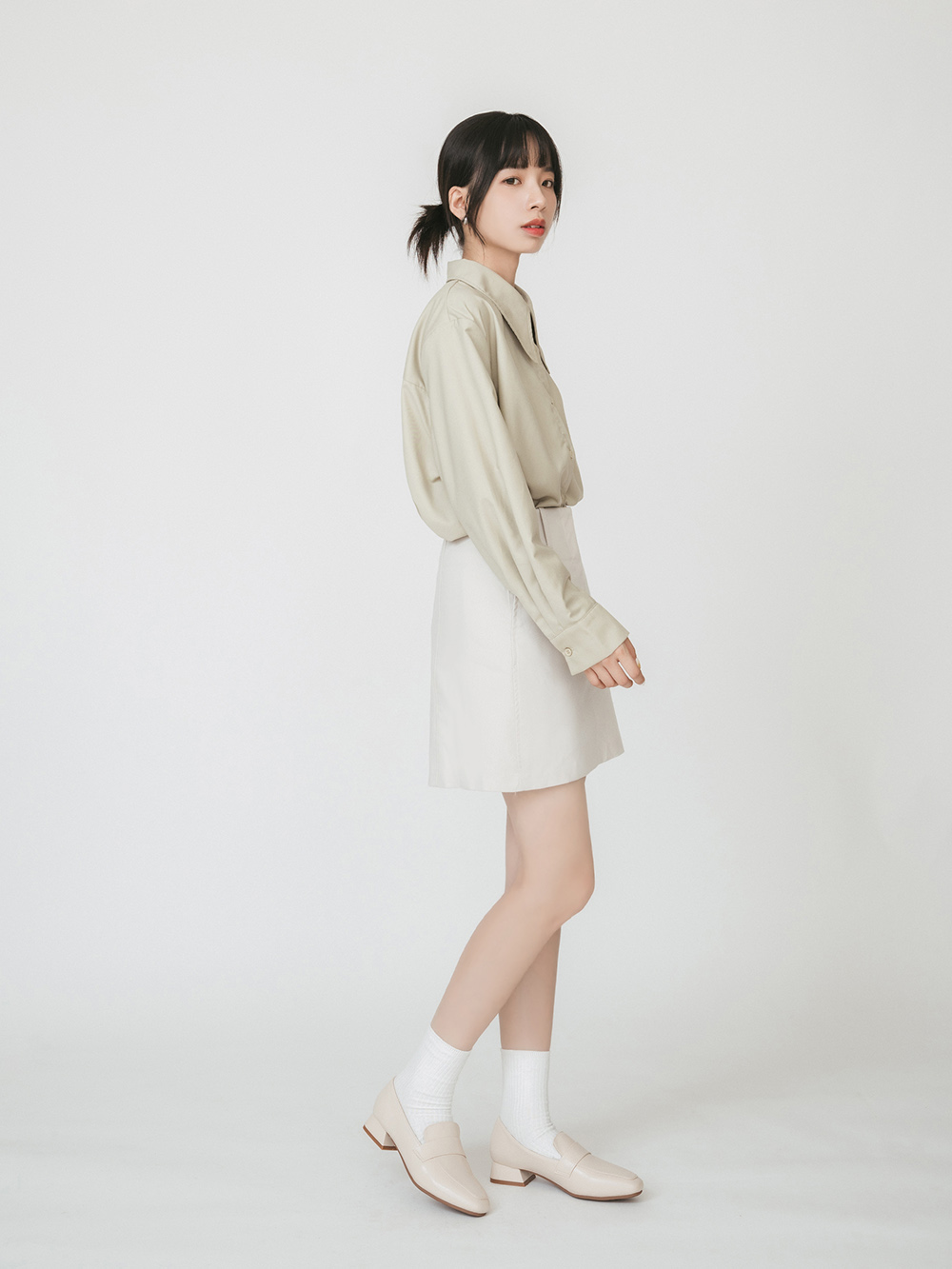 實穿滿分．4D氣墊低跟樂福鞋 香草米