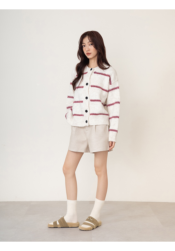 質感金屬鎖釦真皮毛毛拖鞋 杏色