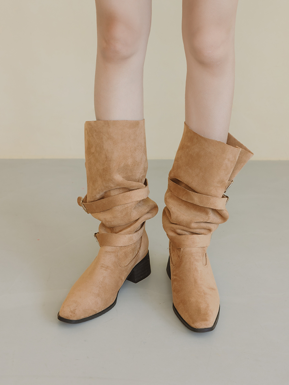 歐美街拍釦環尖頭中筒靴 卡其色