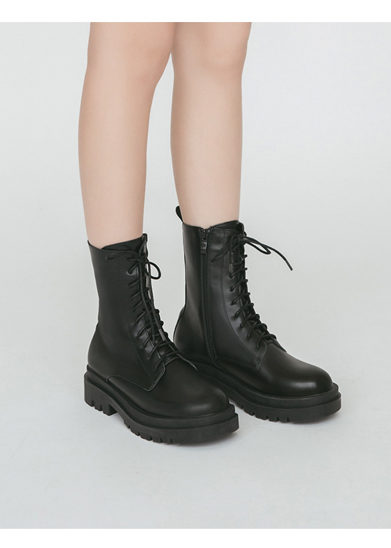 Chunky Sole Lace-Up Mid-Tube Martin Boots Black