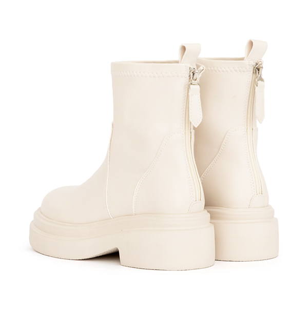 安可返場輕量底素面瘦瘦短靴 米白色