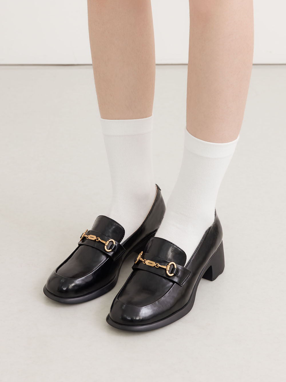 【真皮系列】波浪靜音跟馬銜釦樂福鞋 黑色