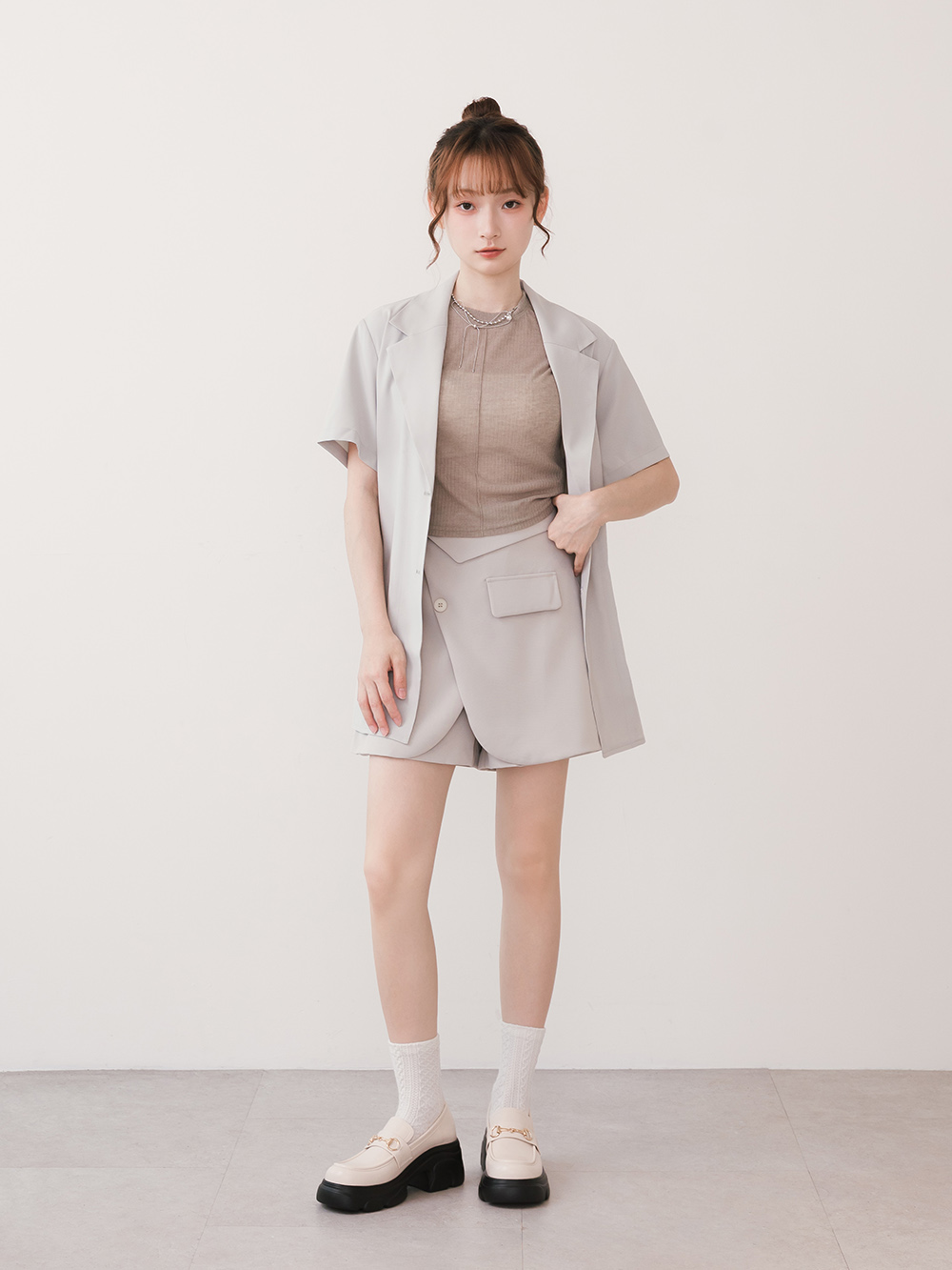 潮流少女馬銜釦輕量鋸齒增高底樂福鞋 米白