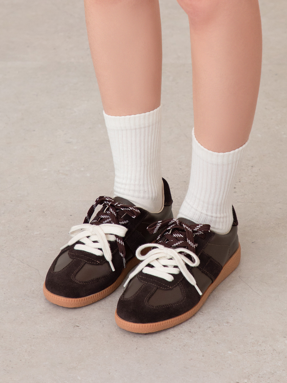 復古色調雙色鞋帶真皮德訓鞋 咖啡色