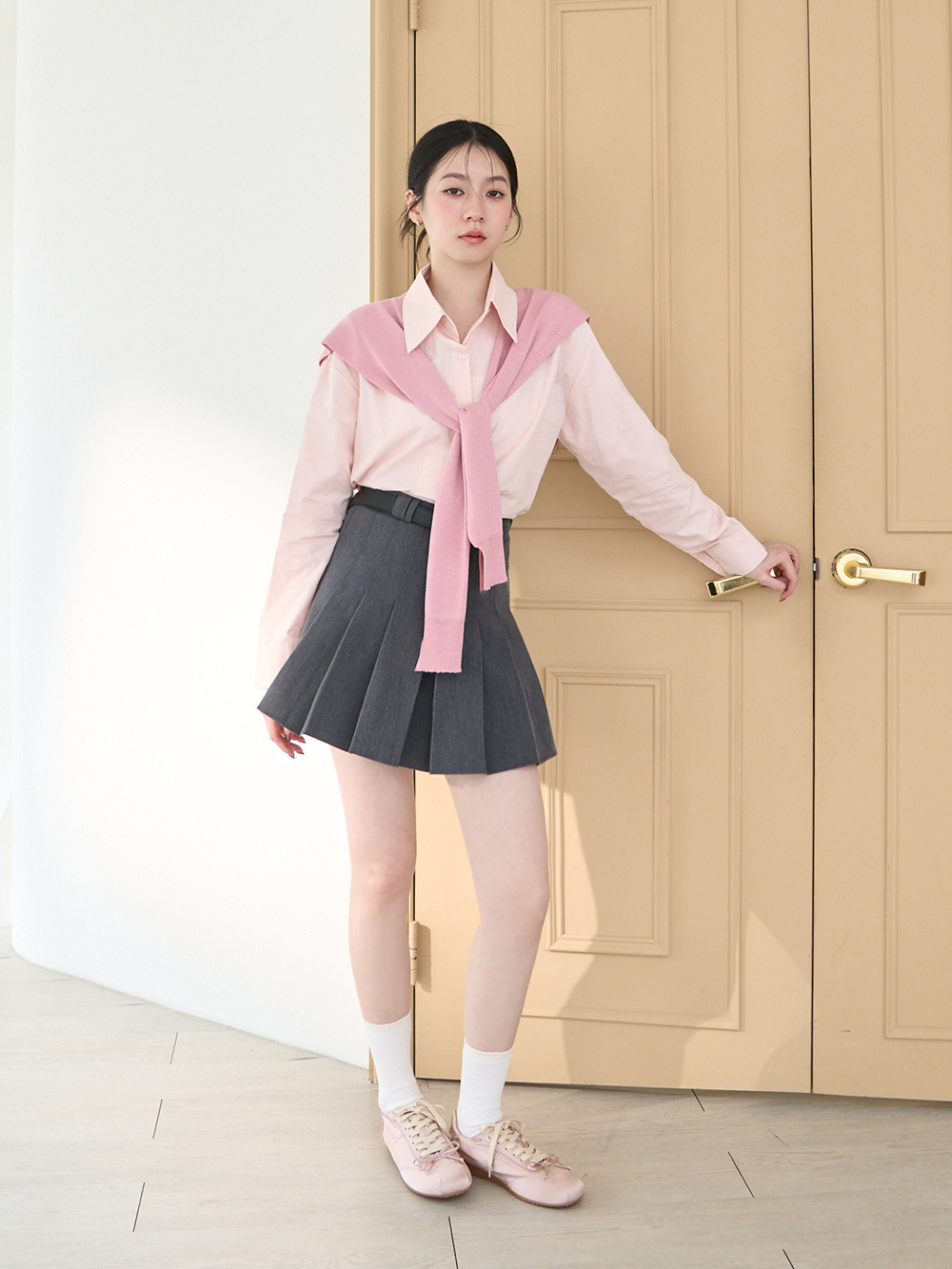 絲絨光感綁帶芭蕾風休閒鞋 粉色