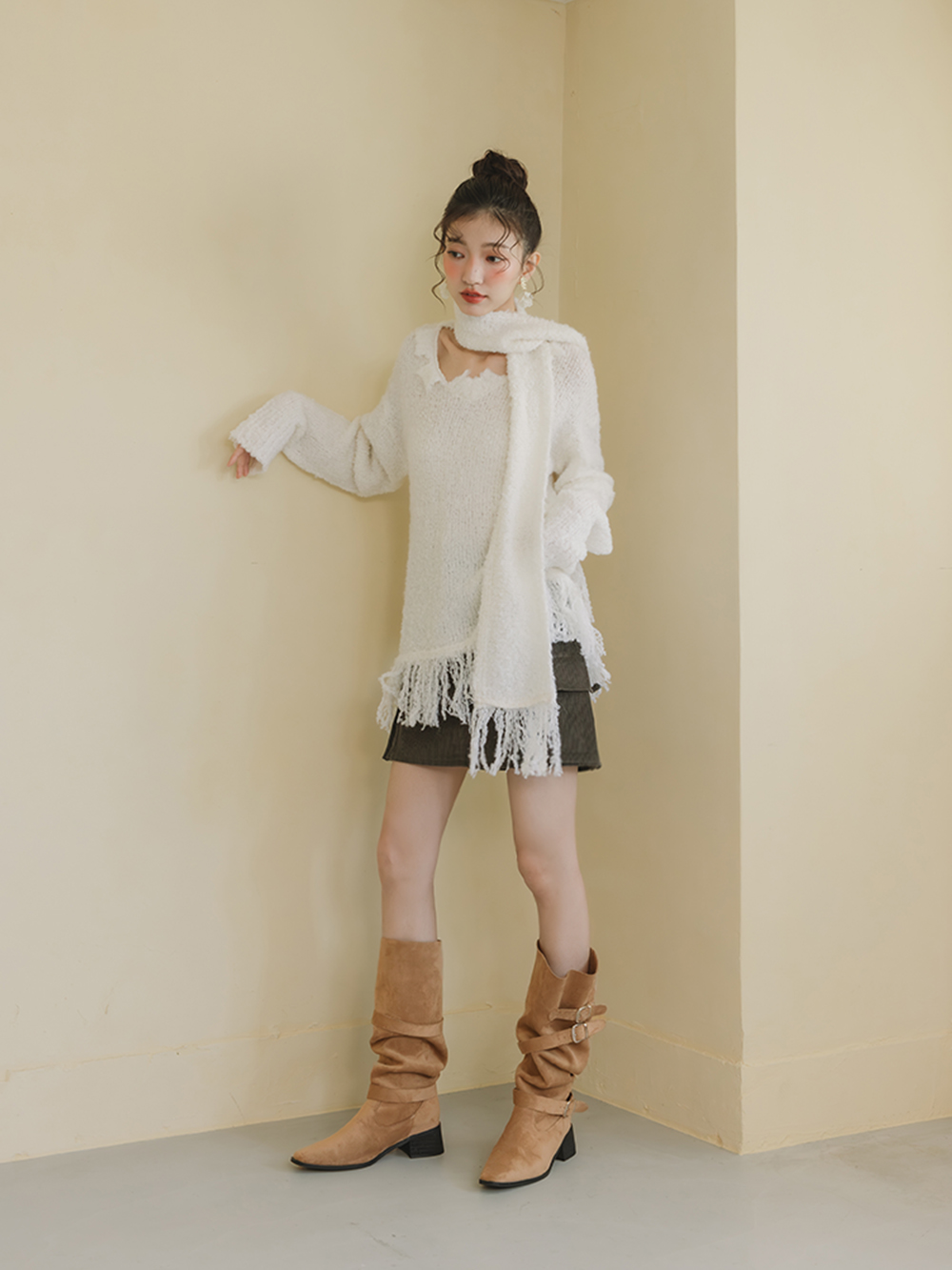 歐美街拍釦環尖頭中筒靴 卡其色