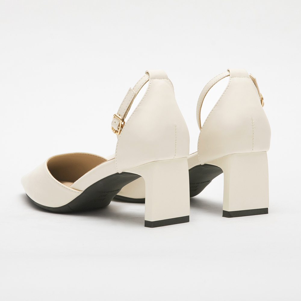 4D Cushioned Pointed Toe Flat Heel Mary Jane Shoes Vanilla
