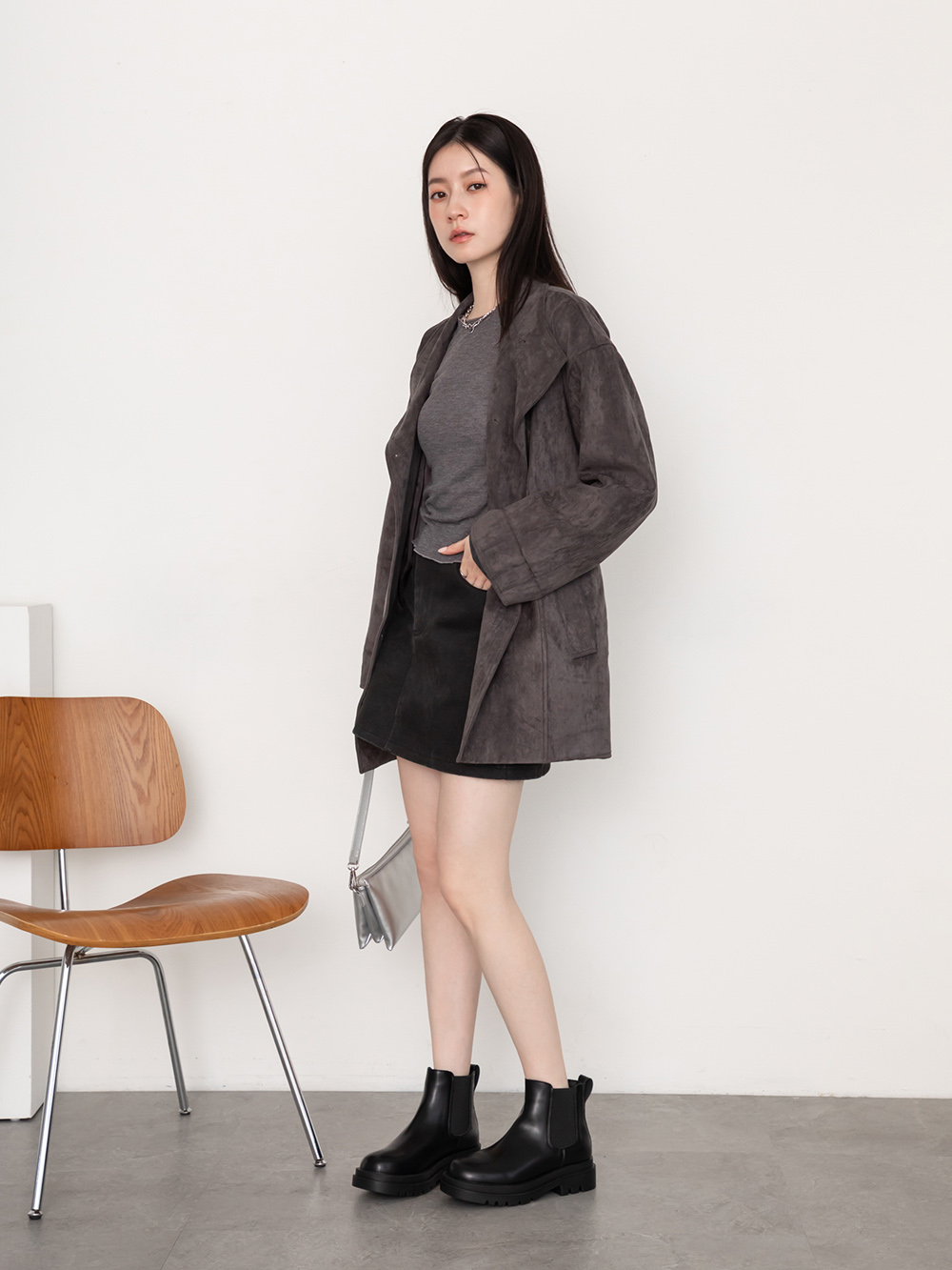 玩酷俏皮.鬆糕鞋底切爾西短靴 時尚黑