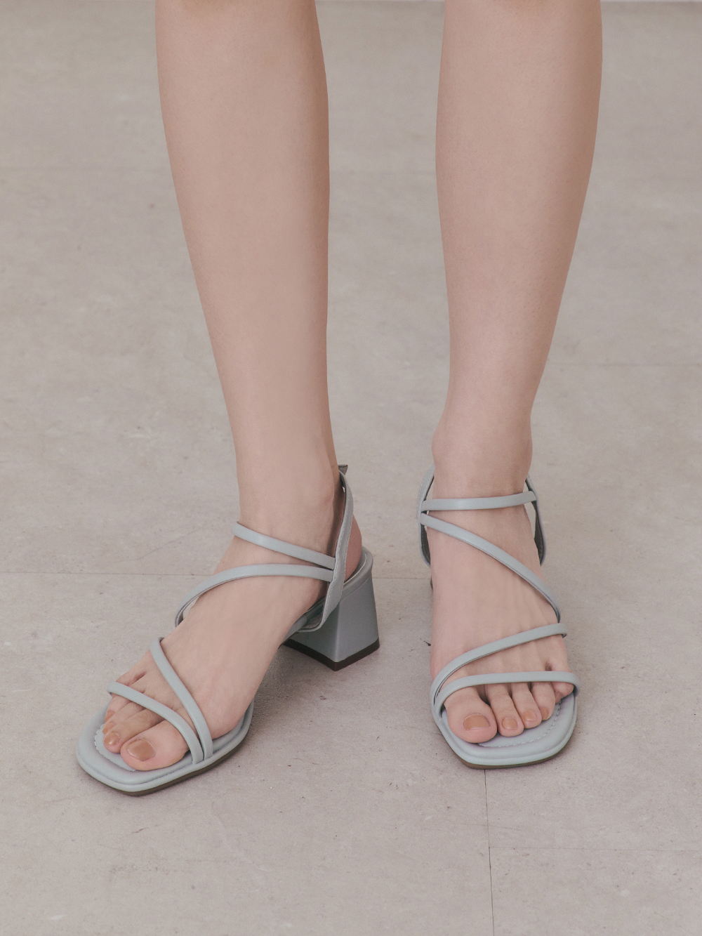 彩虹泡泡糖．泡芙軟墊細帶高跟涼鞋 冰河藍