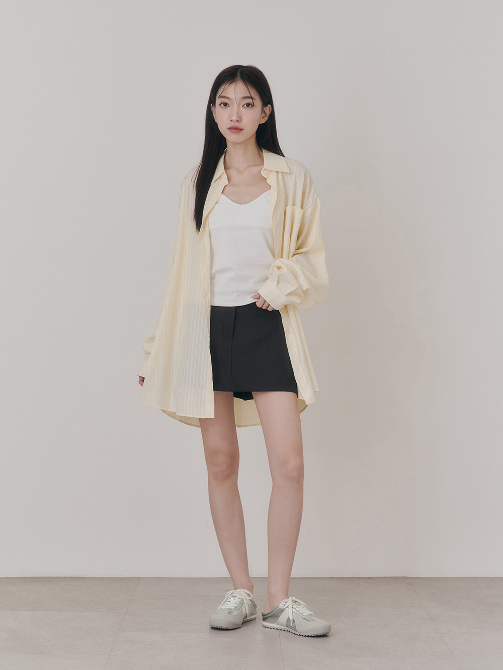 輕鬆日常後空休閒德訓鞋 銀