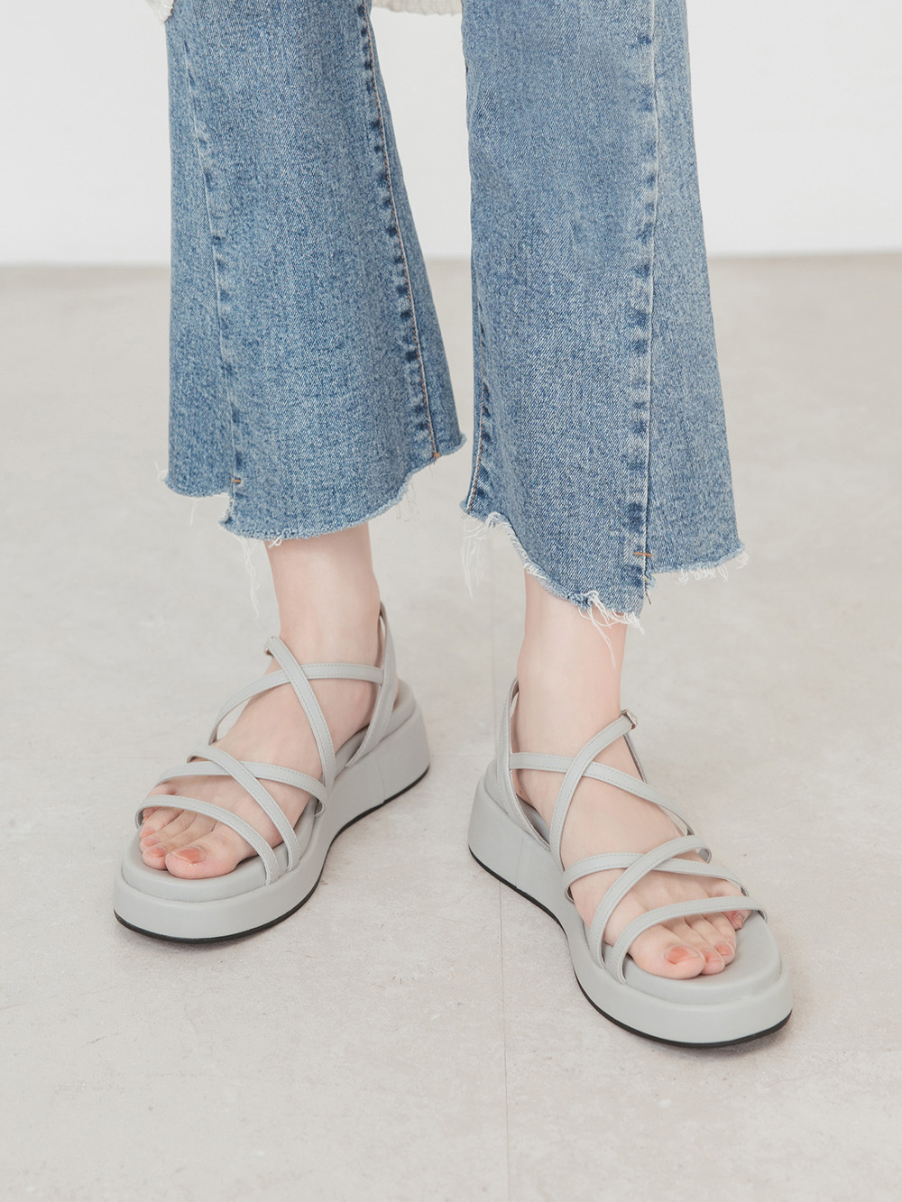 夏日樂園交叉細帶厚底涼鞋 冰河藍