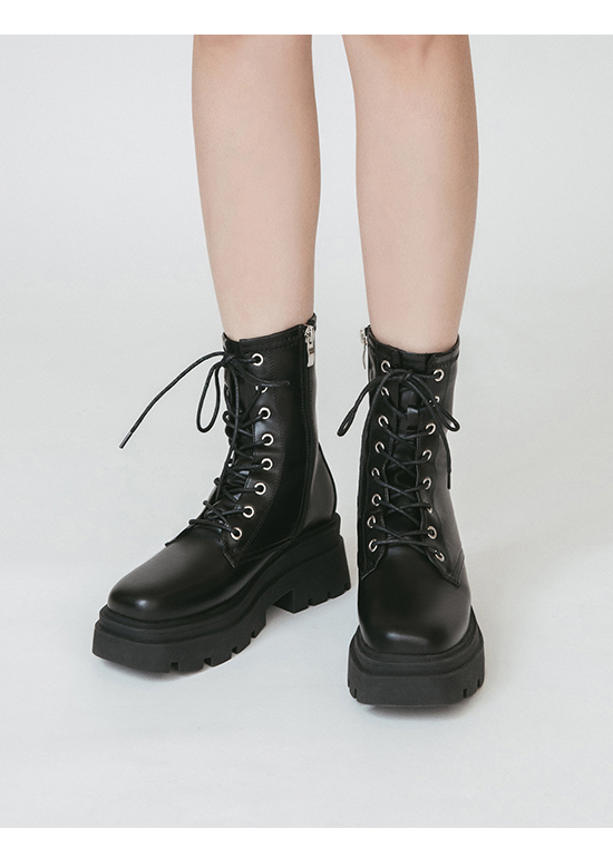 Chunky Sole Lace-up Boots Black