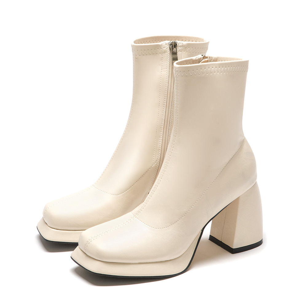 女神降臨．加厚水台高跟瘦瘦短靴 香草米