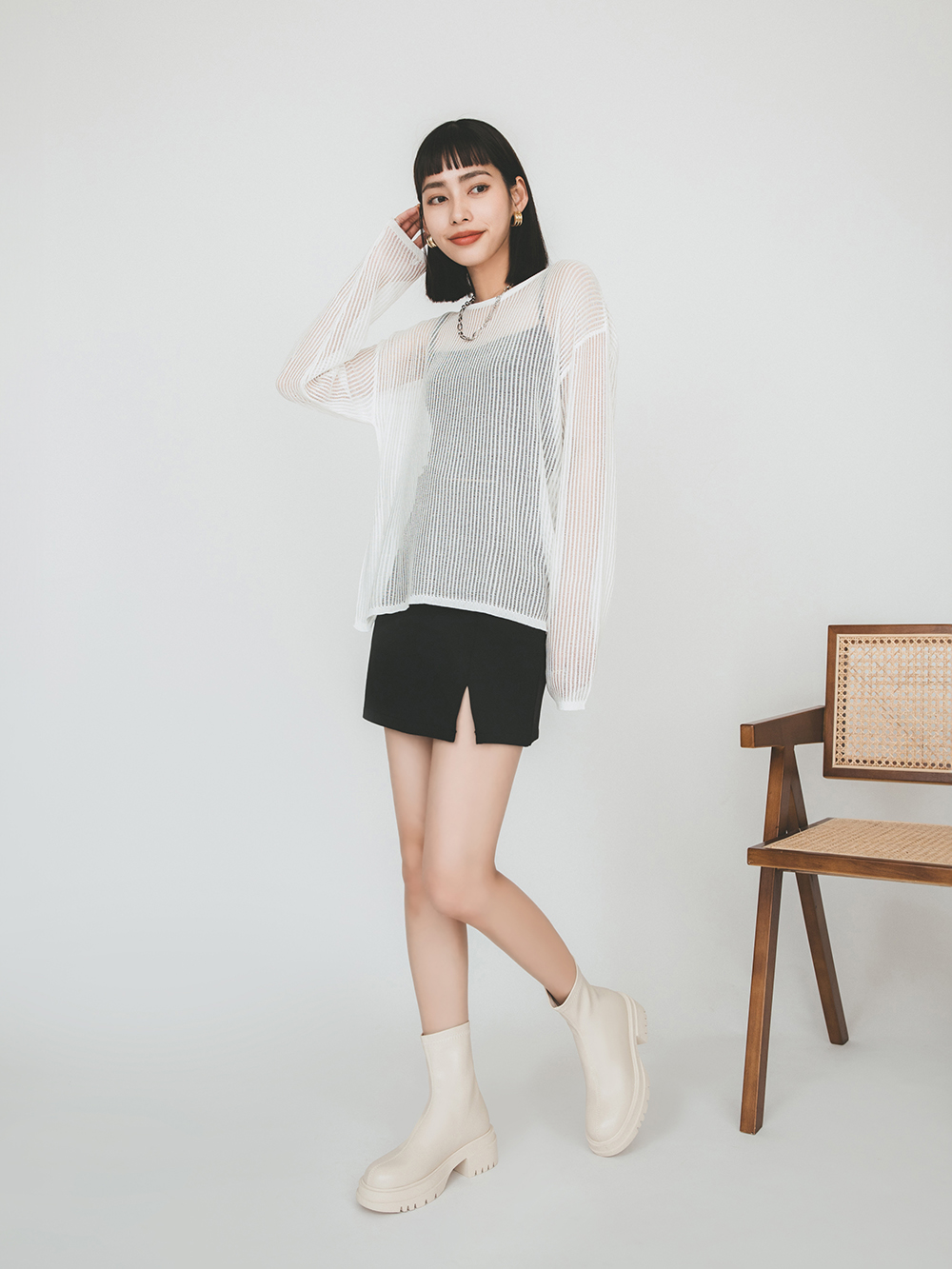 心動瞬間．加厚鬆糕底瘦瘦短靴 香草米白