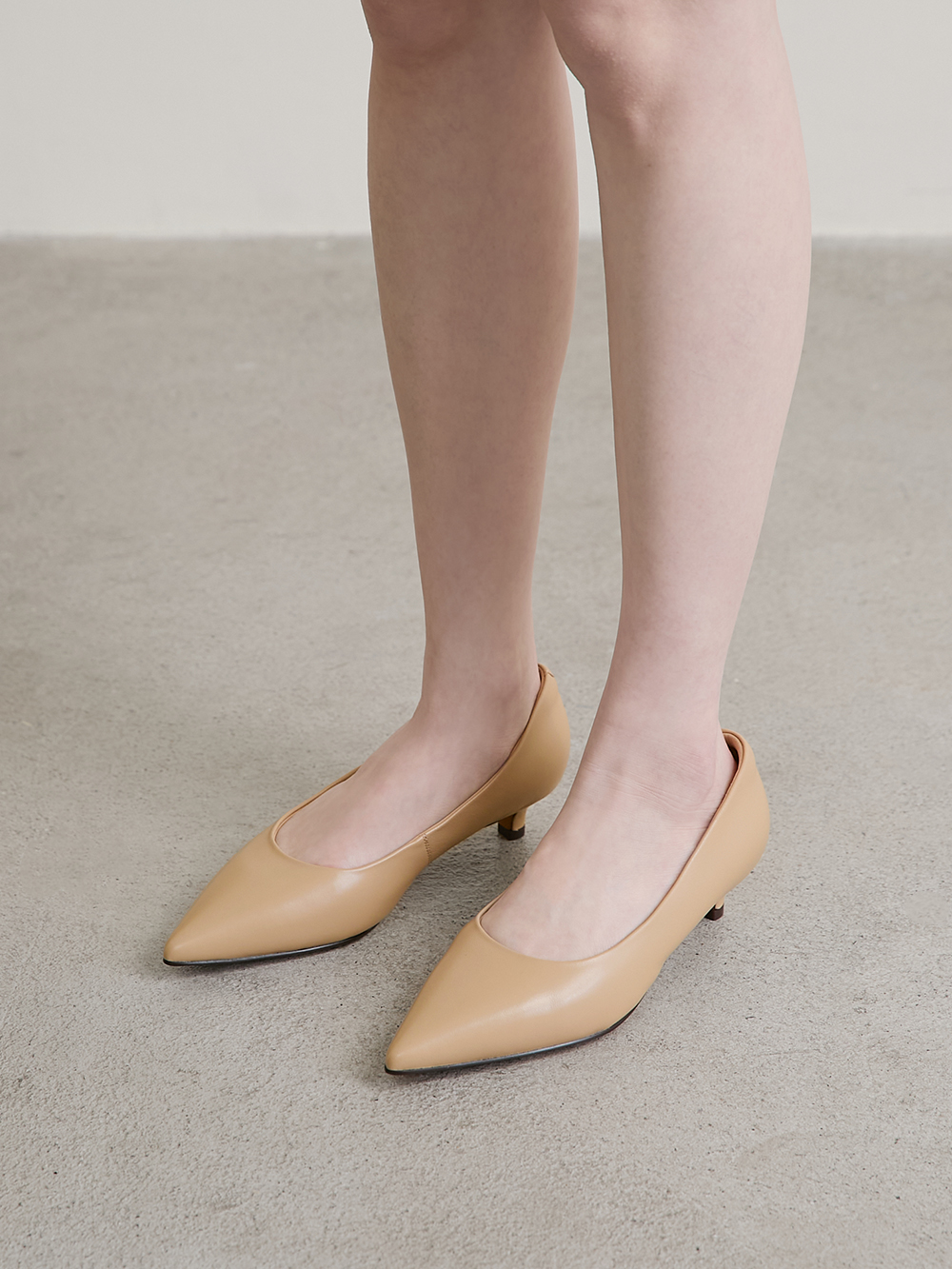 【真皮系列】3.5cm全能氣墊真皮低跟鞋 裸膚杏