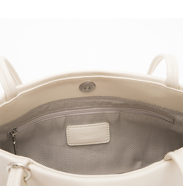 Minimalism Shoulder Bag Silver