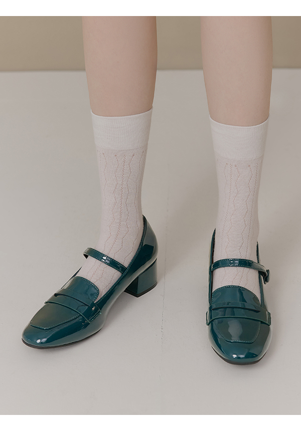 鎖定目光漆皮低跟樂福鞋 復古綠