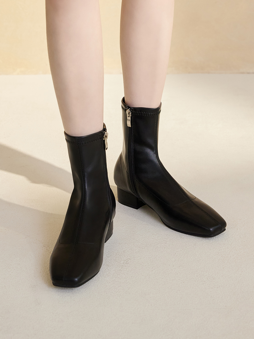 人氣指標中車線方頭低跟瘦瘦靴 時尚黑