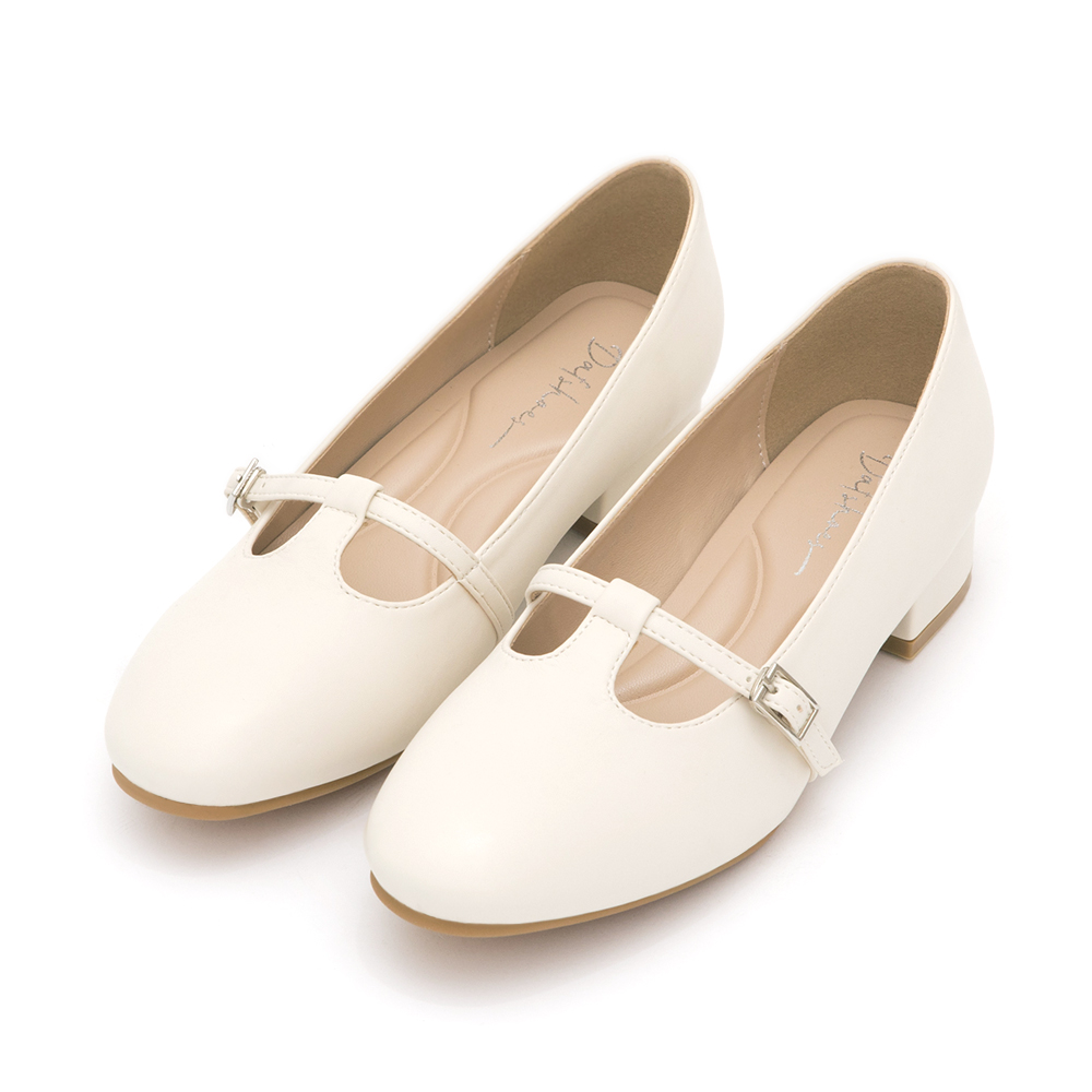 Round-Toe T-Strap Mary Jane Shoes Vanilla