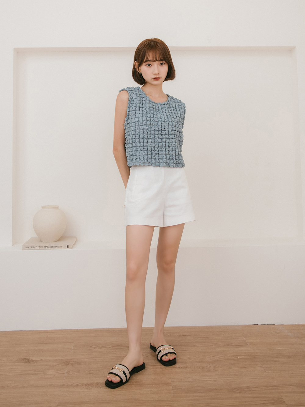 貴婦下午茶．草編拼接馬銜釦平底拖鞋 時尚黑