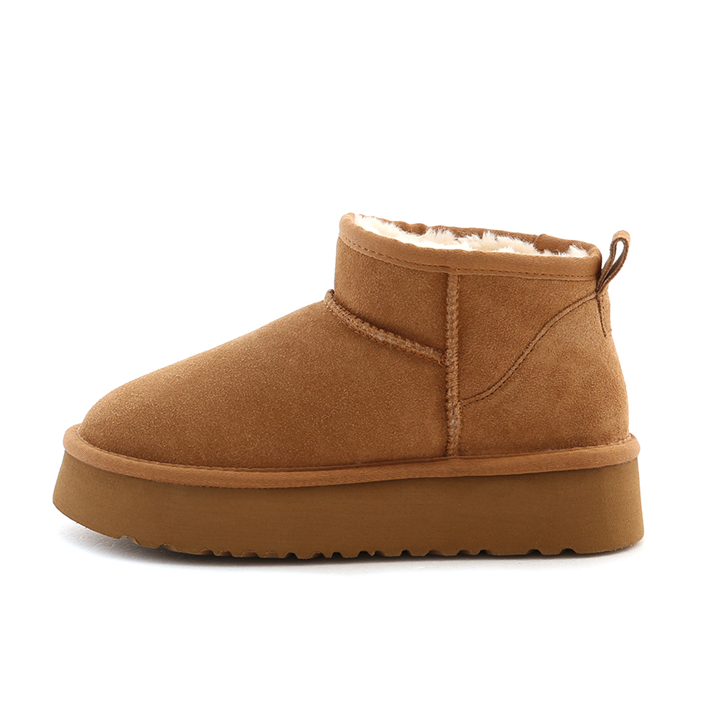 Round Toe Extra Thick Sole Leather Snow Boots Camel