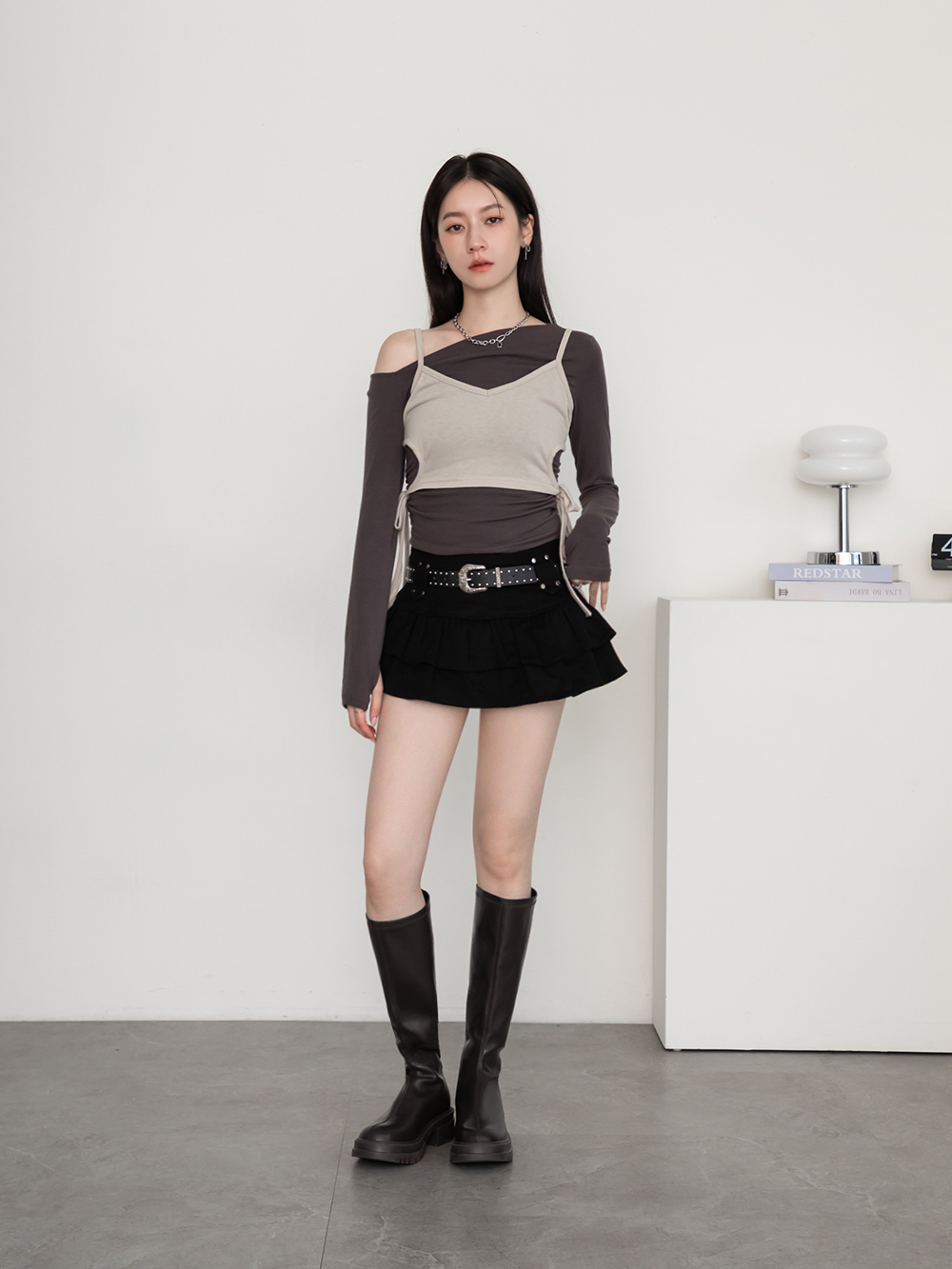 韓團指標．百搭素面厚底瘦瘦長靴 時尚黑