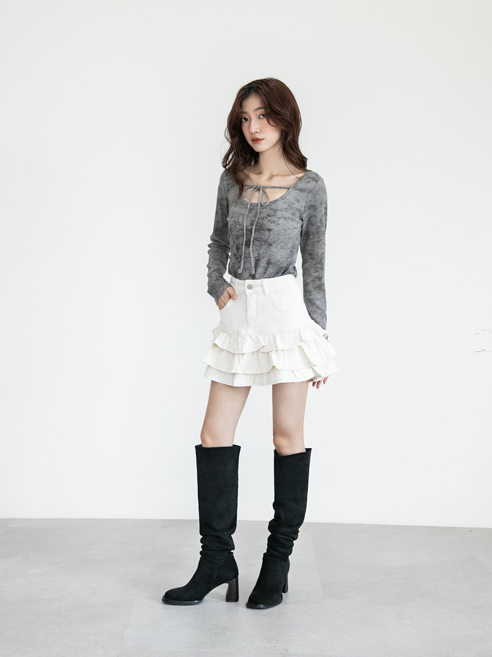 曠野玫瑰圓頭木紋跟堆堆長靴 黑色