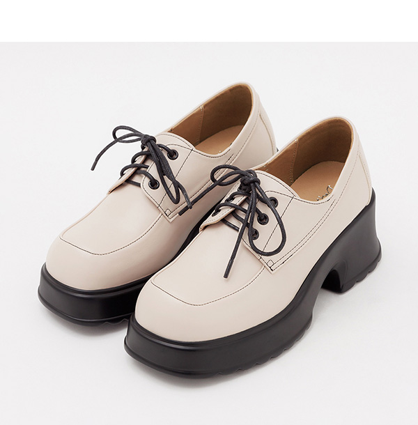 Preppy Style Lightweight Lace-up Derby Shoes Beige