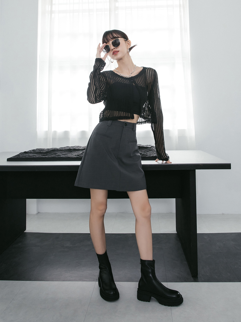 心動瞬間．加厚鬆糕底瘦瘦短靴 時尚黑