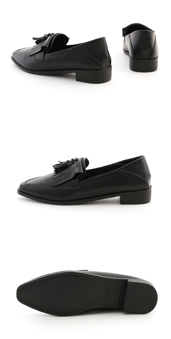Pointy Tassel Loafers Black