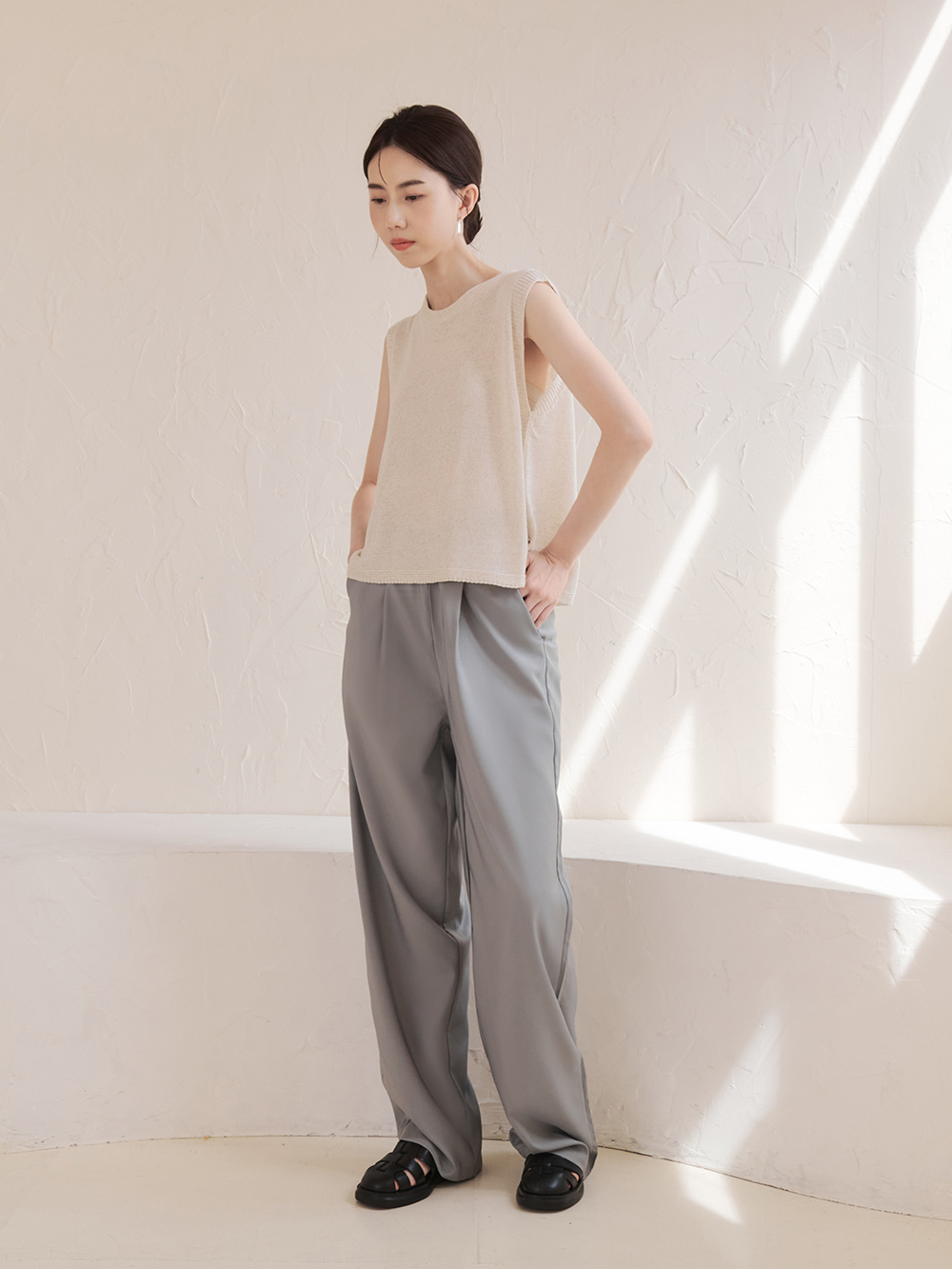 悠閒日常．古著風編織羅馬涼鞋 時尚黑