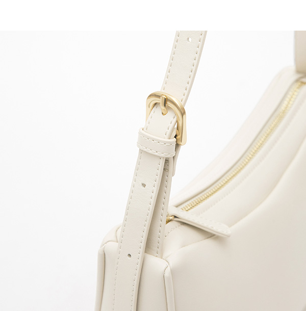 Minimalist Underarm Bag Beige