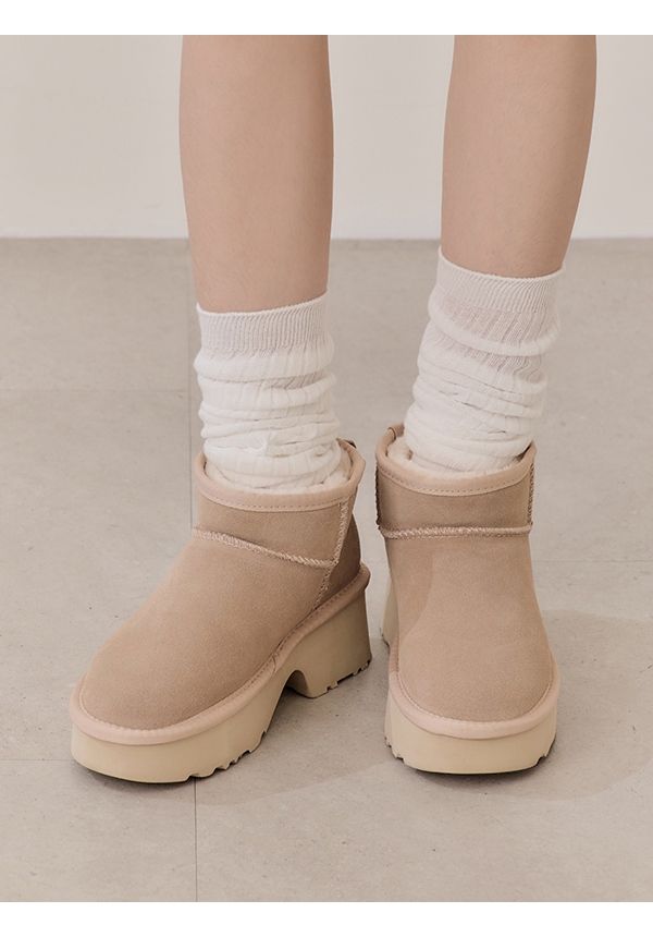 Cozy Platform Leather Winter Boots 沙色