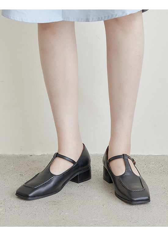 Square Toe Low-Heel Mary Jane Shoes Black
