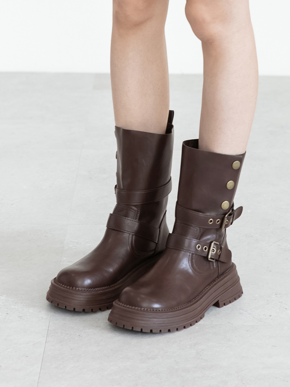 復古騎士釦環排釦機車短靴 咖啡