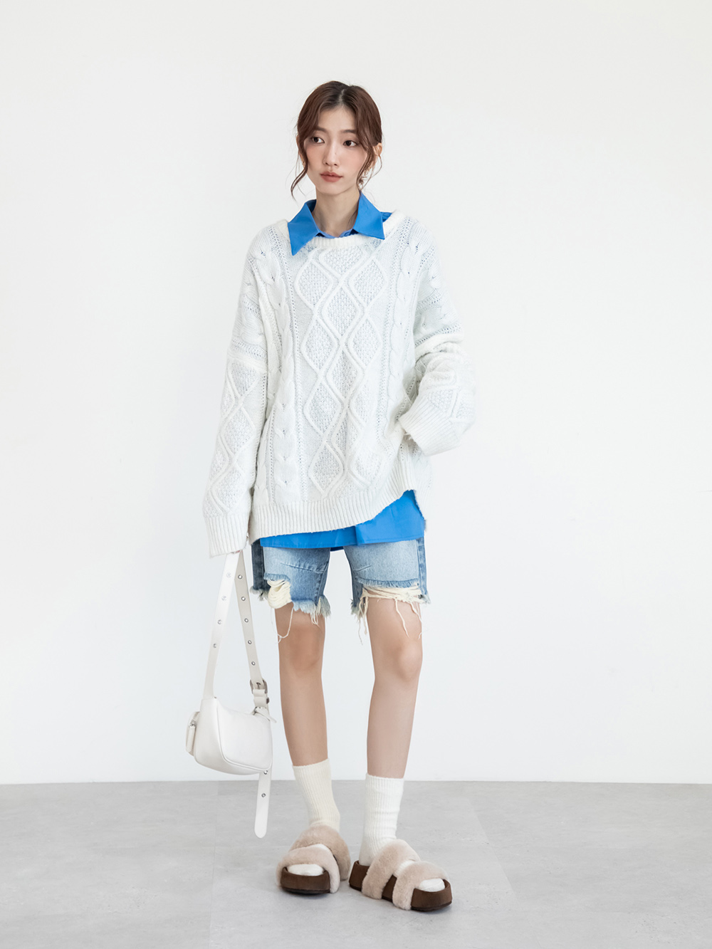 軟萌毛毛一字雙帶厚底拖鞋 杏色