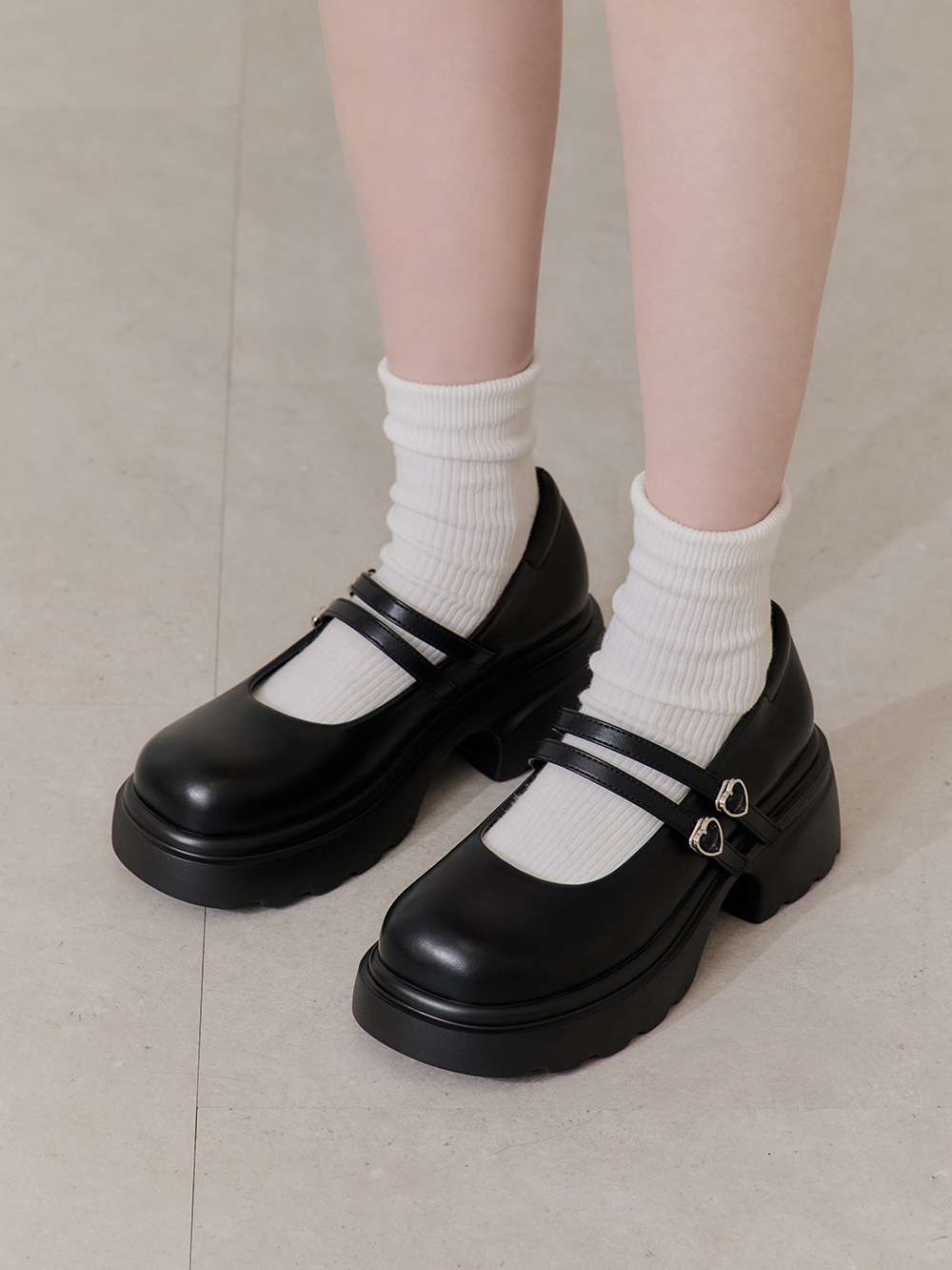 甜蜜愛心釦雙帶輕量瑪莉珍鞋 黑