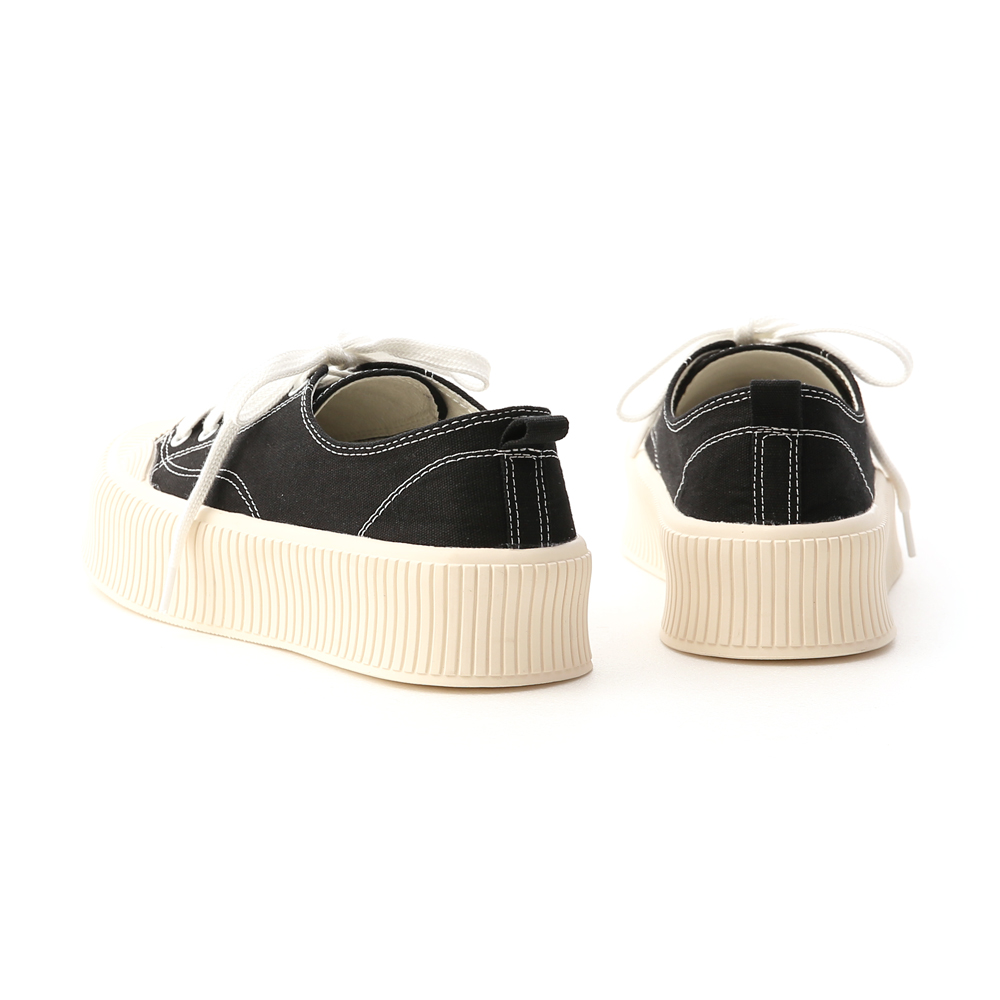 Thick Sole Canvas Sneakers Black